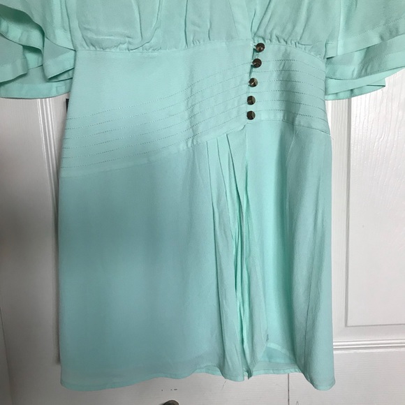 Marciano flutter sleeve dress - Picture 2 of 6